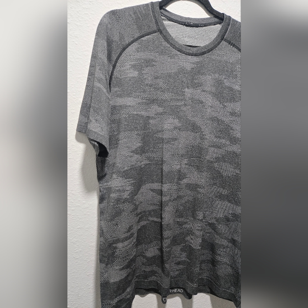 Lululemon Mens Metal Vent Tech Camo Short Sleeve Shirt Size XL - Picture 4 of 11